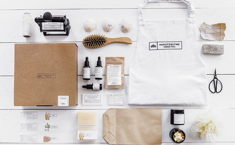 化妝品包裝設(shè)計(jì)成功的秘密是好的材料,好的工藝和好的產(chǎn)品包裝設(shè)計(jì)