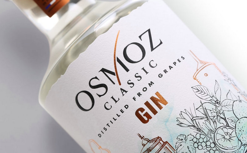 松子酒包裝設計,結合現代和傳統,添加了一點“手工設計